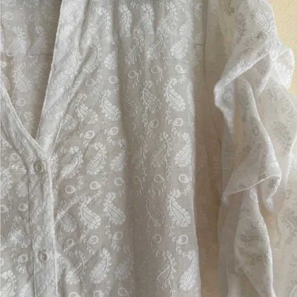 Chic White Maxi Dress with Puff Sleeves - Picture 3 of 7